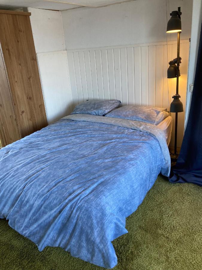 Luc'S Place, Waterbed Grote Kamer Zoeterwoude エクステリア 写真